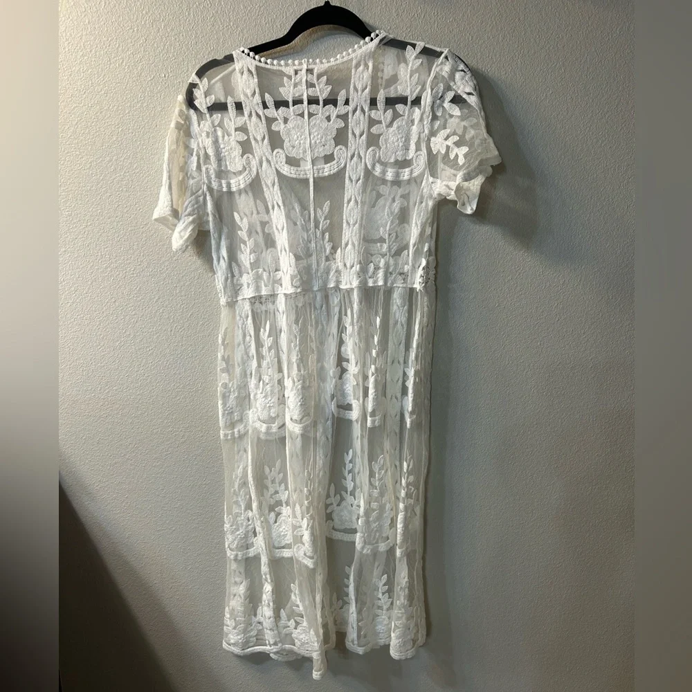 Lace Robe - Picture 3 of 3